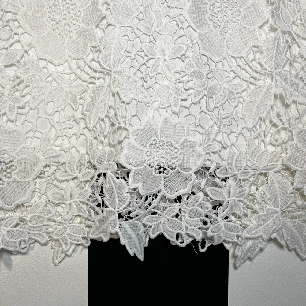 White lace pencil skirt